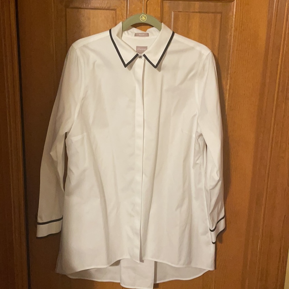 White blouse - Picture 2 of 7